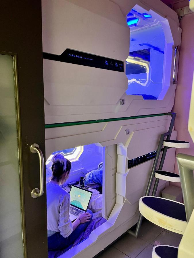 Bestow Capsule Hostel Kuala Lumpur Exteriér fotografie
